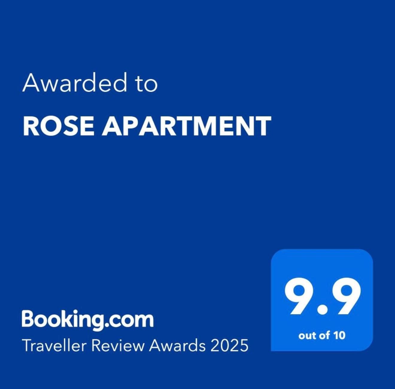 Rose Apartment Piatra Neamţ Exterior foto